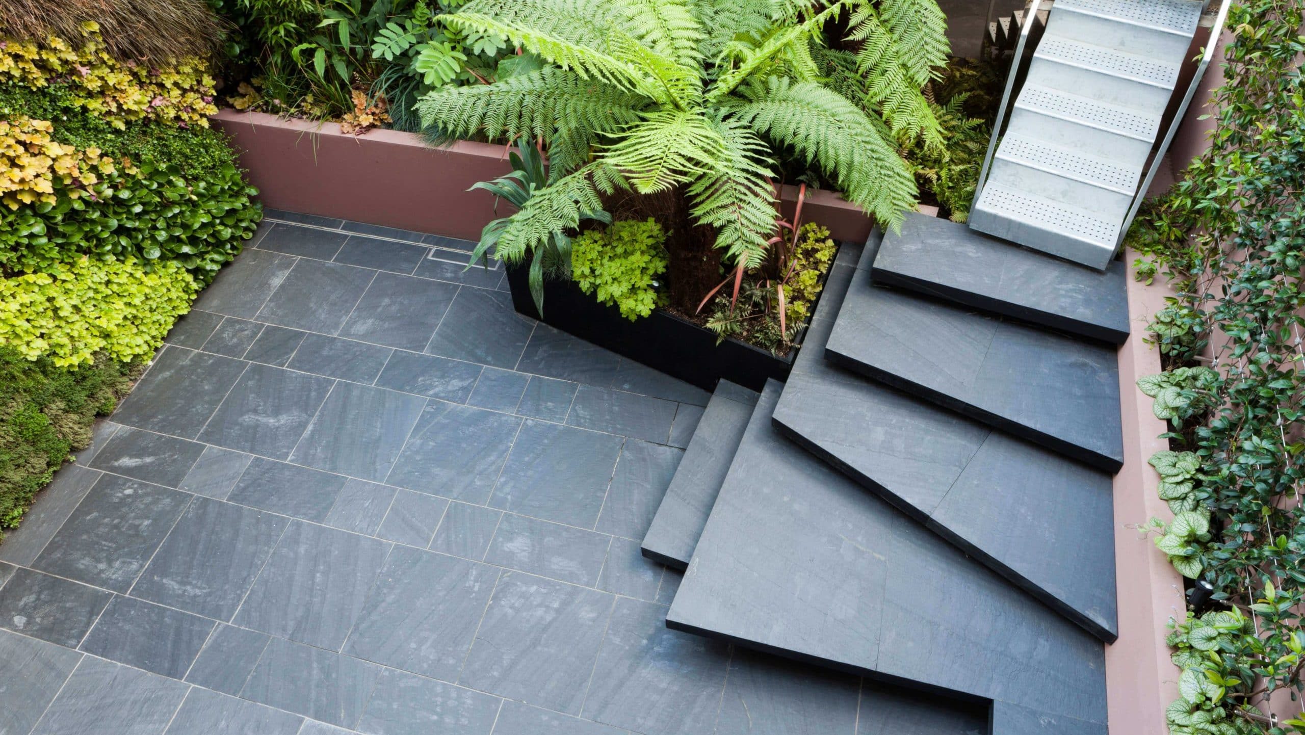 Slate Patio Installers Whyteleafe CR3
